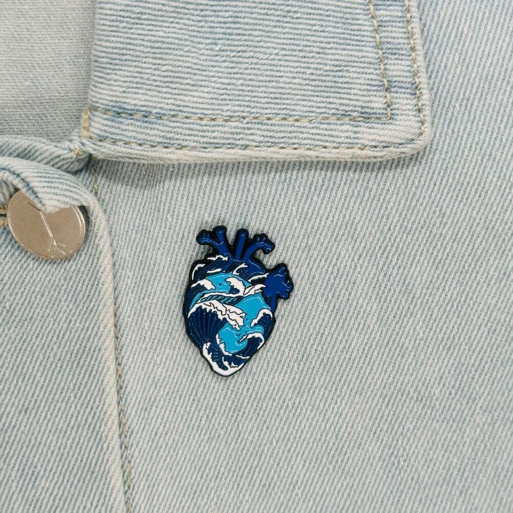 Sea Wave Anatomical Heart Art Enamel Pin Metal Ocean Waves Marine Brooch Blue